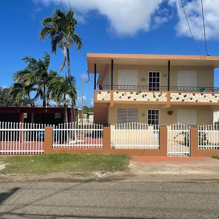 Bright 2Br In Aguadilla 7 Mins To Beaches 2Nd Floor Retreat Camaceyes Eksteriør bilde
