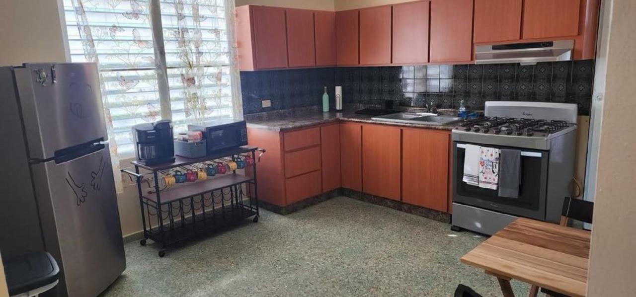 Bright 2Br In Aguadilla 7 Mins To Beaches 2Nd Floor Retreat Camaceyes Eksteriør bilde