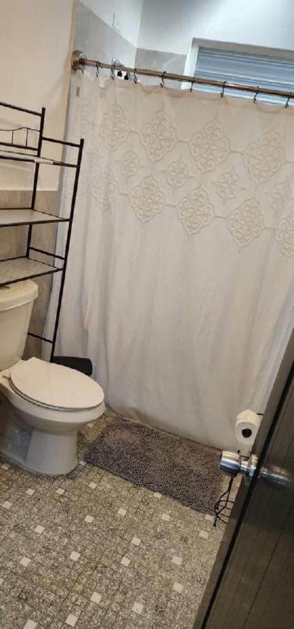 Bright 2Br In Aguadilla 7 Mins To Beaches 2Nd Floor Retreat Camaceyes Eksteriør bilde