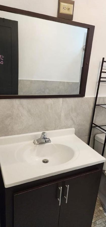 Bright 2Br In Aguadilla 7 Mins To Beaches 2Nd Floor Retreat Camaceyes Eksteriør bilde